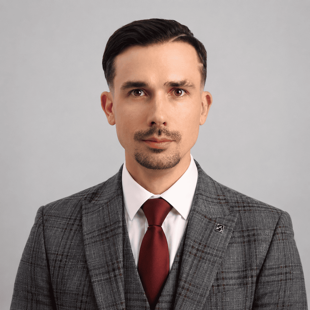 Дмитрий Ляхов (Грузовичкоф)