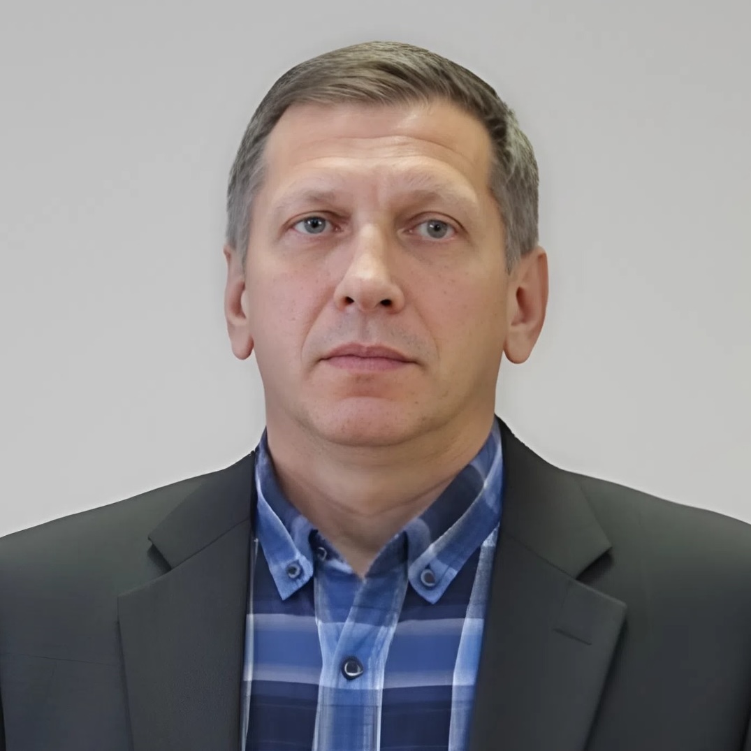 Владимир Завадский, Сыктывкарский фанерный завод